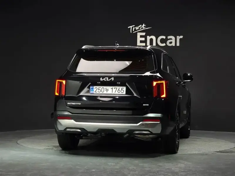 2025 Kia Sorento с пробегом 7 220 км