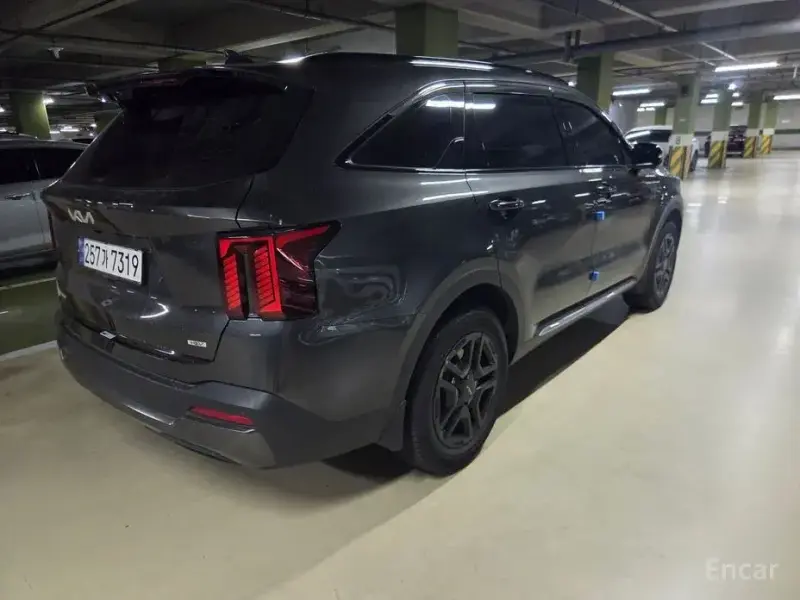 2024 Kia Sorento с пробегом 24 539 км