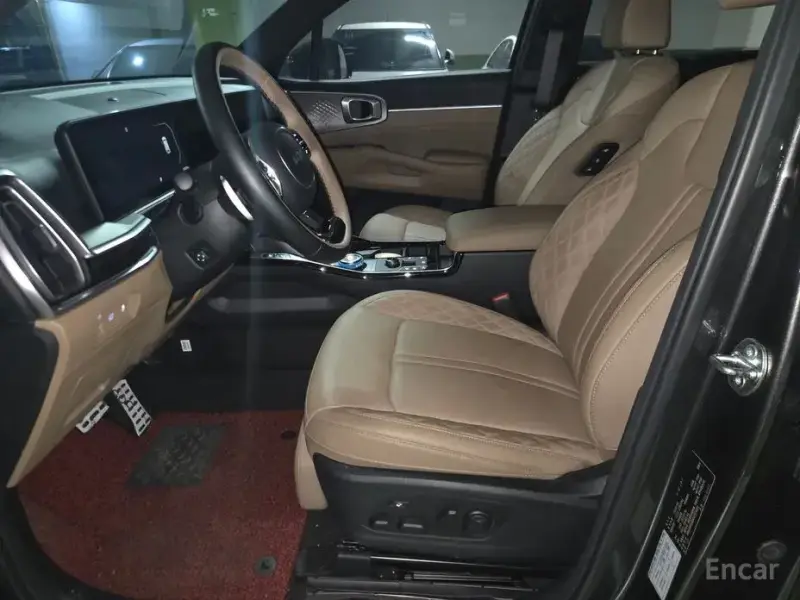 2024 Kia Sorento с пробегом 24 539 км
