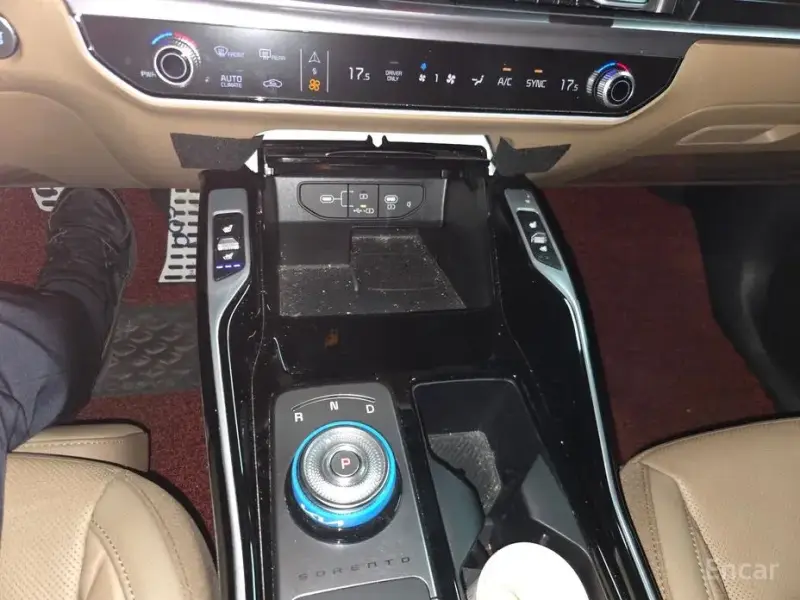 2024 Kia Sorento с пробегом 24 539 км