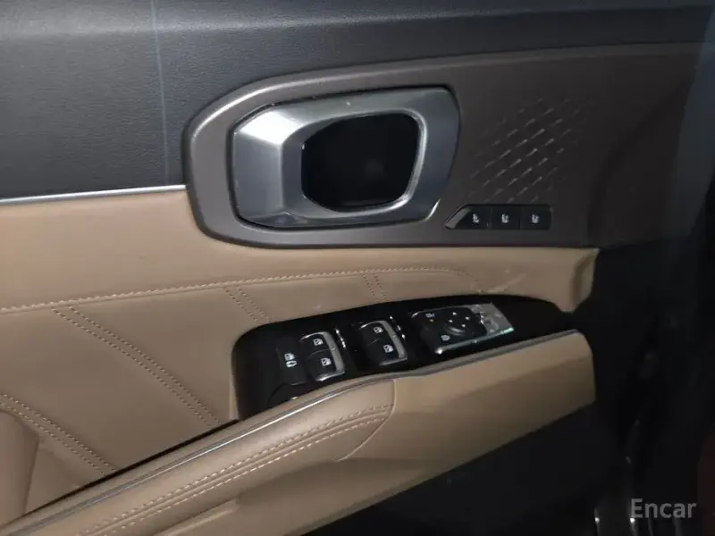 2024 Kia Sorento с пробегом 24 539 км