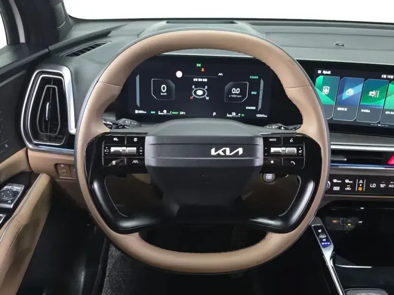 2025 Kia Sorento с пробегом 13 241 км
