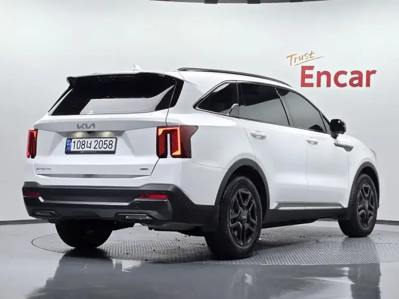 2024 Kia Sorento с пробегом 28 966 км