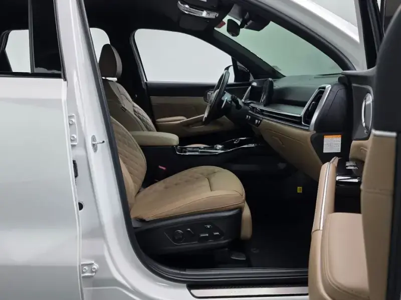 2024 Kia Sorento с пробегом 28 966 км