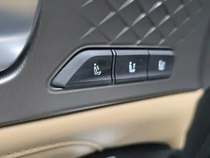 2024 Kia Sorento с пробегом 28 966 км