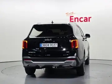 2025 Kia Sorento с пробегом 7 822 км