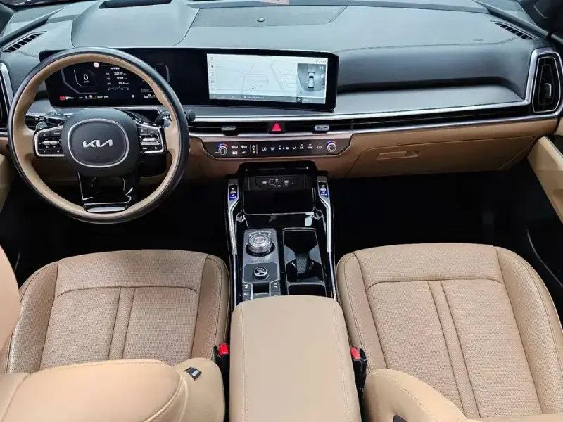 2023 Kia Sorento с пробегом 20 119 км