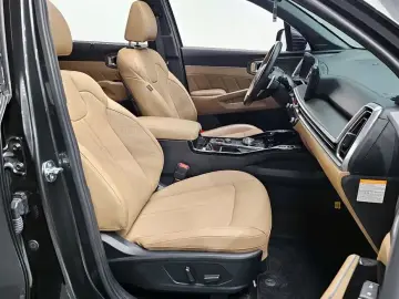 2023 Kia Sorento с пробегом 20 119 км