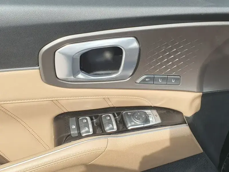 2024 Kia Sorento с пробегом 18 790 км