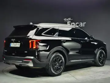 2024 Kia Sorento с пробегом 17 092 км