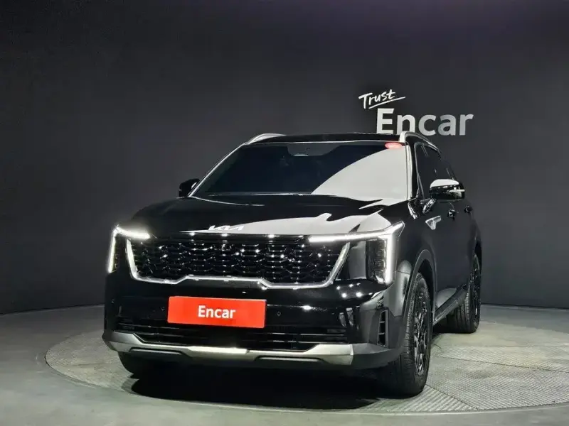 2024 Kia Sorento с пробегом 17 092 км