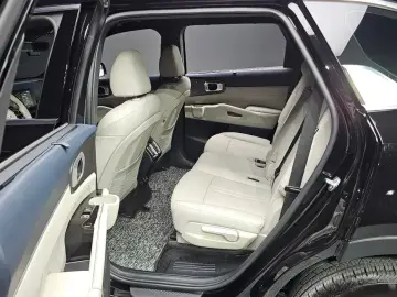 2024 Kia Sorento с пробегом 17 092 км