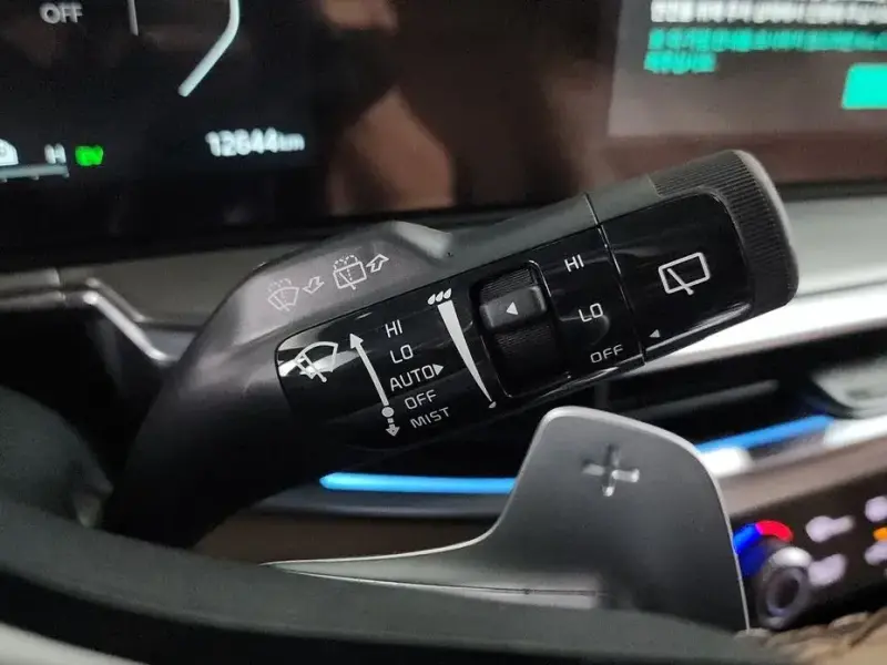 2025 Kia Sorento с пробегом 12 644 км