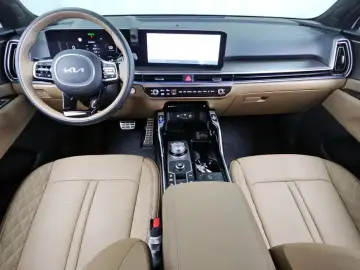 2023 Kia Sorento с пробегом 13 832 км