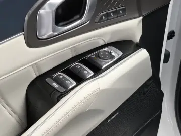 2024 Kia Sorento с пробегом 24 404 км