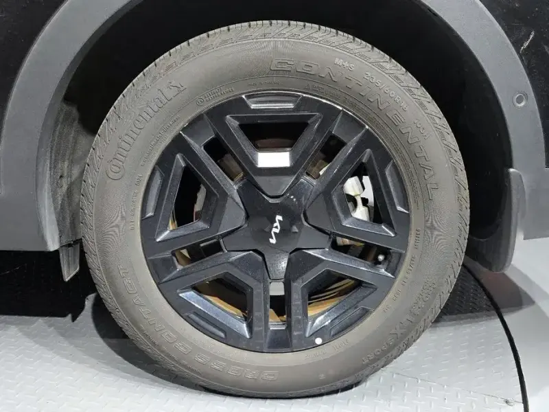 2024 Kia Sorento с пробегом 20 398 км