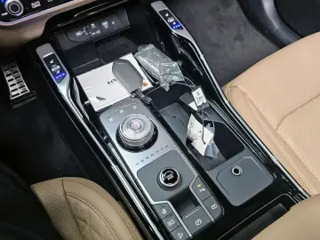 2024 Kia Sorento с пробегом 20 398 км