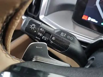 2025 Kia Sorento с пробегом 12 097 км
