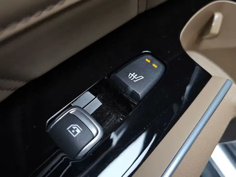 2024 Kia Sorento с пробегом 20 398 км