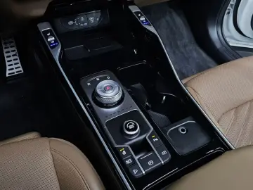 2023 Kia Sorento с пробегом 18 676 км
