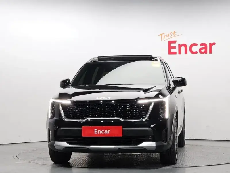 2024 Kia Sorento с пробегом 27 714 км
