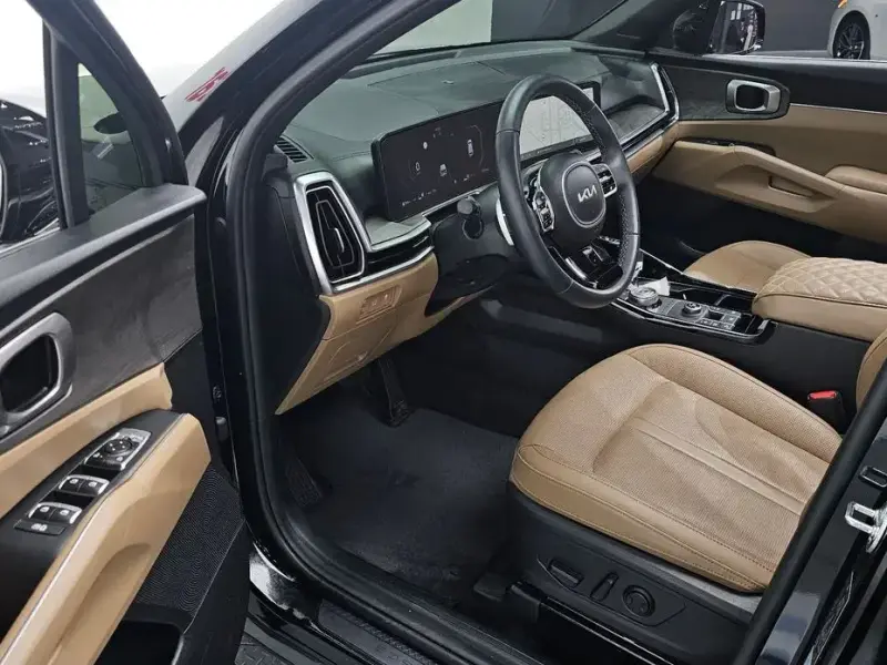 2024 Kia Sorento с пробегом 27 714 км