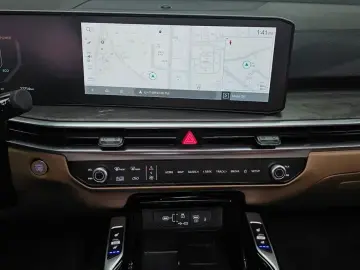 2024 Kia Sorento с пробегом 27 714 км