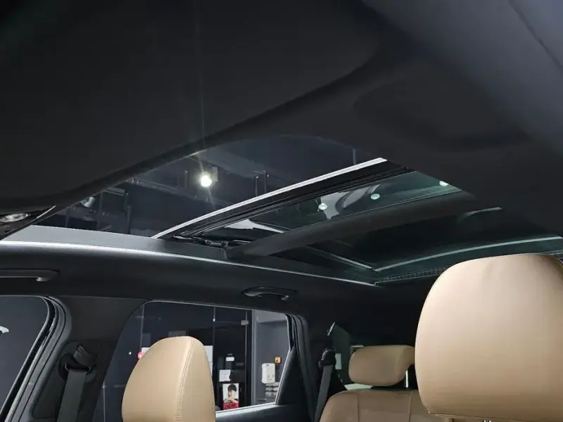 2024 Kia Sorento с пробегом 27 714 км