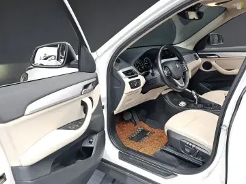 2020 BMW X1 с пробегом 43 597 км