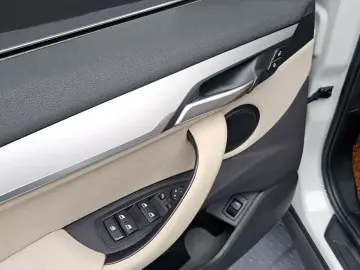 2020 BMW X1 с пробегом 43 597 км