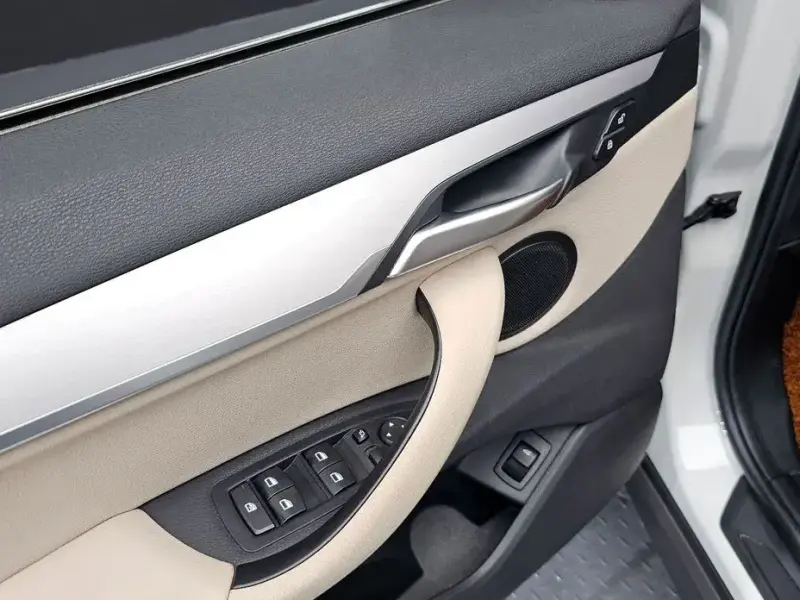 2020 BMW X1 с пробегом 43 597 км