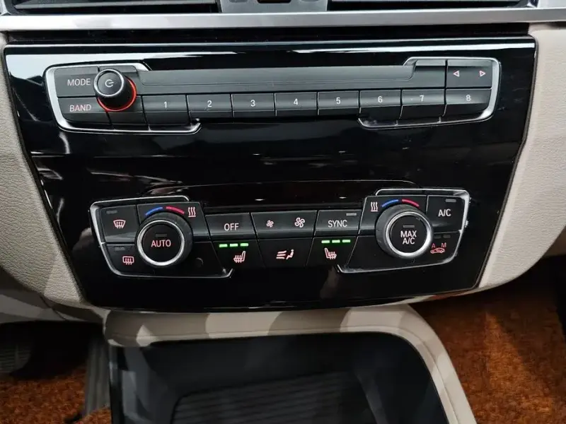 2020 BMW X1 с пробегом 43 597 км