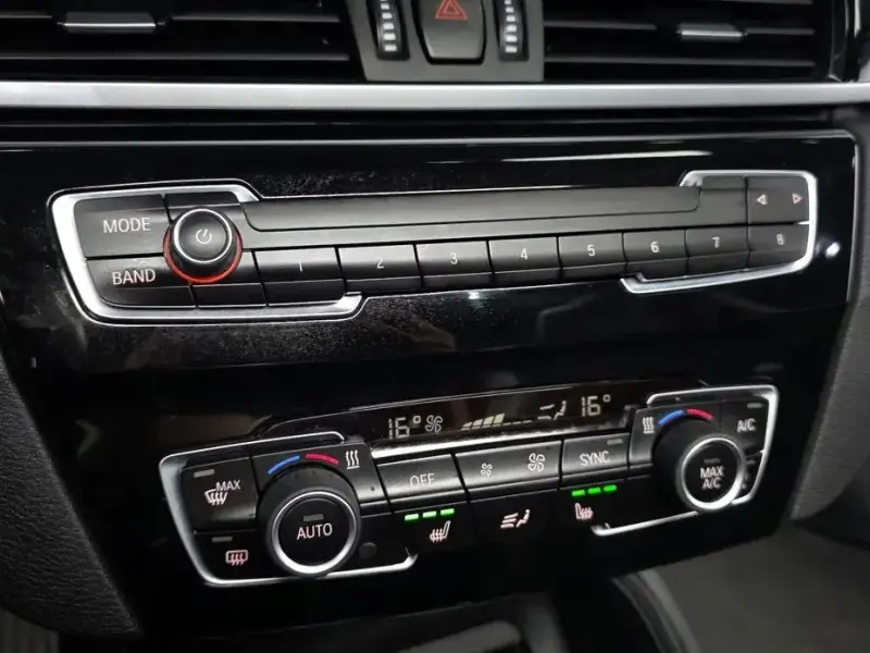 2017 BMW X1 с пробегом 97 493 км