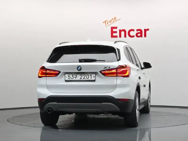 2017 BMW X1 с пробегом 83 711 км