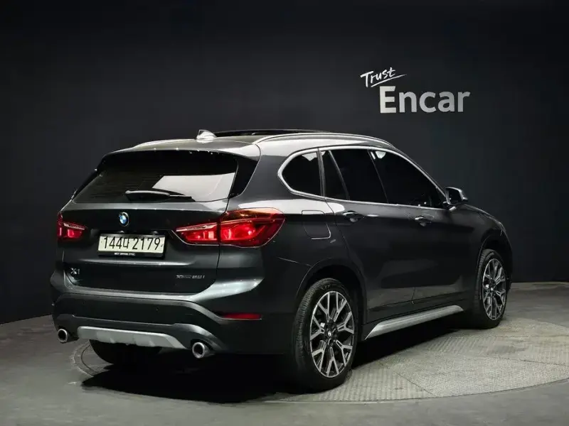 2022 BMW X1 с пробегом 72 447 км