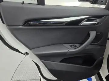 2017 BMW X1 с пробегом 83 711 км