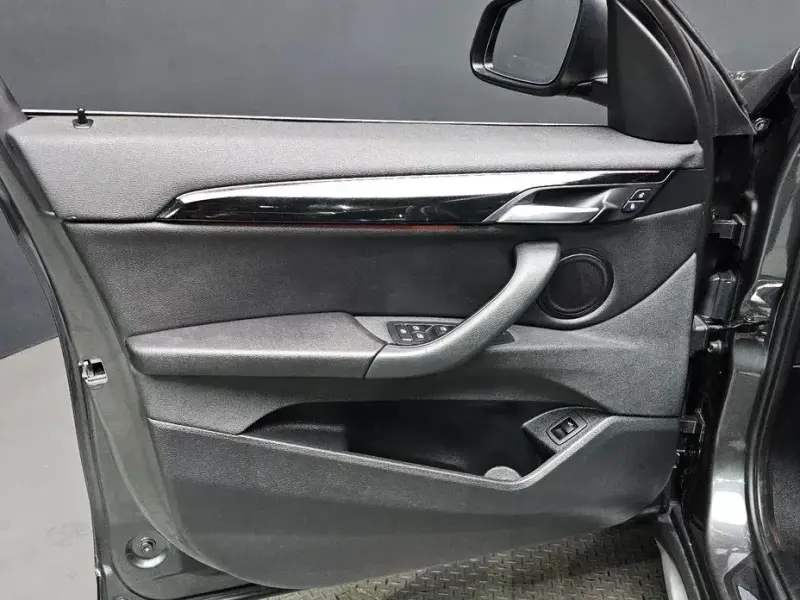 2022 BMW X1 с пробегом 72 447 км