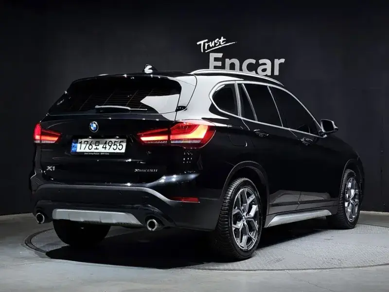 2021 BMW X1 с пробегом 69 127 км
