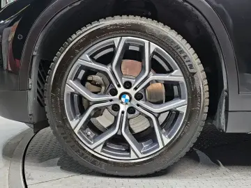 2021 BMW X1 с пробегом 69 127 км