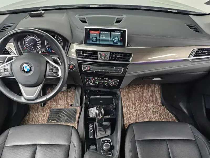 2020 BMW X1 с пробегом 72 825 км