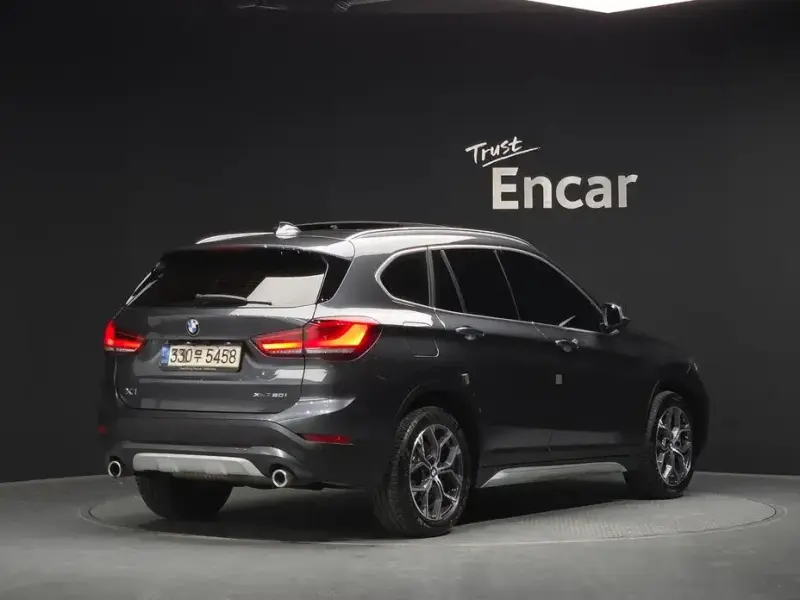 2021 BMW X1 с пробегом 47 471 км