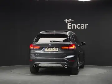 2021 BMW X1 с пробегом 47 471 км