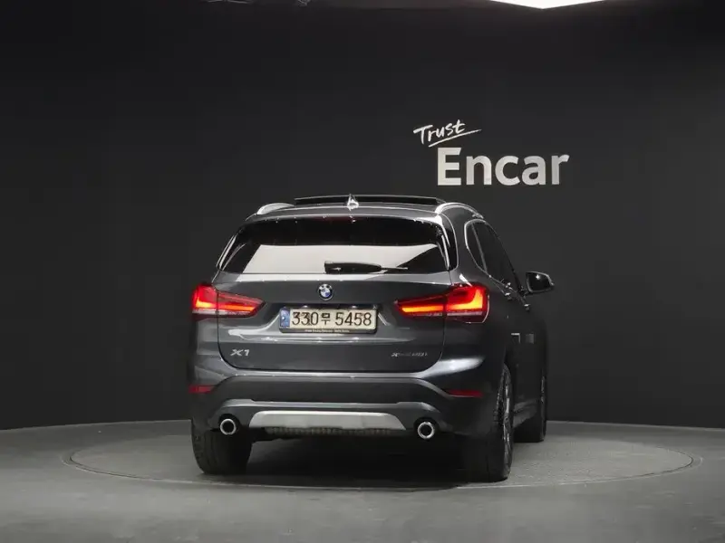 2021 BMW X1 с пробегом 47 471 км