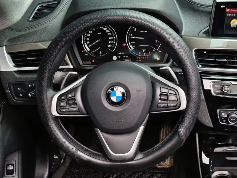 2021 BMW X1 с пробегом 42 690 км