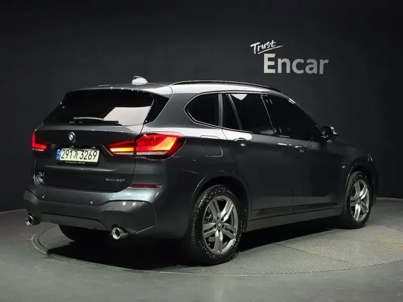 2021 BMW X1 с пробегом 79 737 км