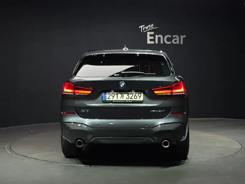 2021 BMW X1 с пробегом 79 737 км