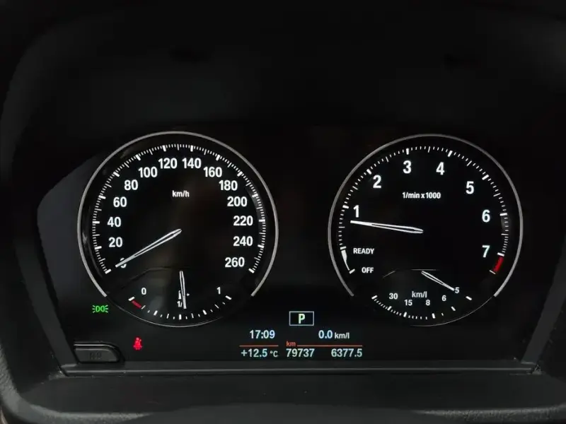 2021 BMW X1 с пробегом 79 737 км