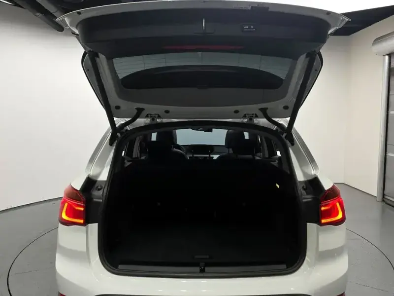 2016 BMW X1 с пробегом 99 838 км