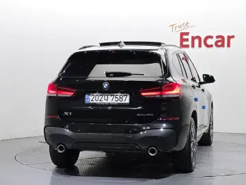 2022 BMW X1 с пробегом 57 964 км