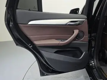 2022 BMW X1 с пробегом 57 964 км